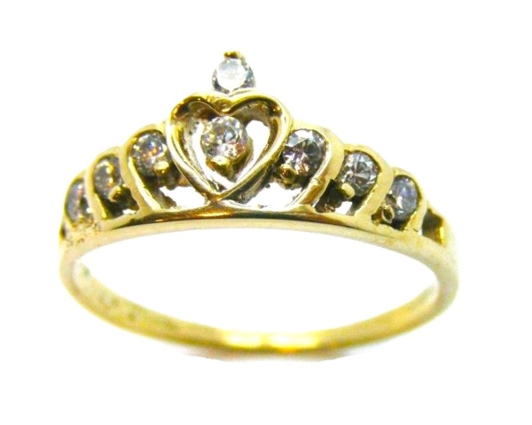 14k GOLD CROWN RING WITH CARAT TOTAL WEIGHT OF 0.30 POINTS IN DIAMONDS