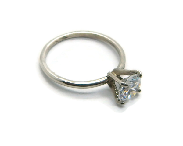 SOLITAIRE RING WITH CLEAR STONE .925 STERLING SILVER