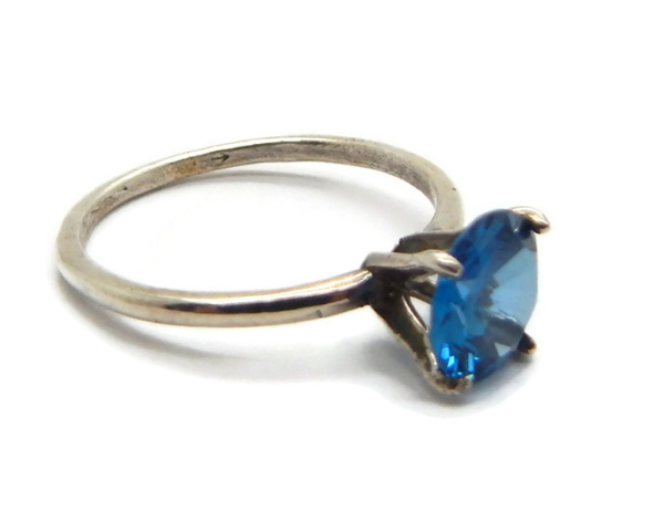 SOLITAIRE RING WITH BLUE STONE .925 STERLING SILVER