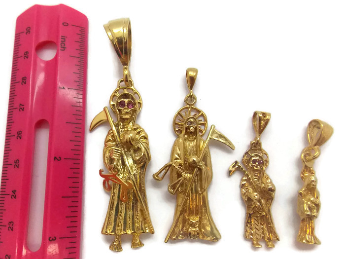 Grim Reaper Earrings , Aretes de La santa Muerte Aretes oro laminado 3  tonos