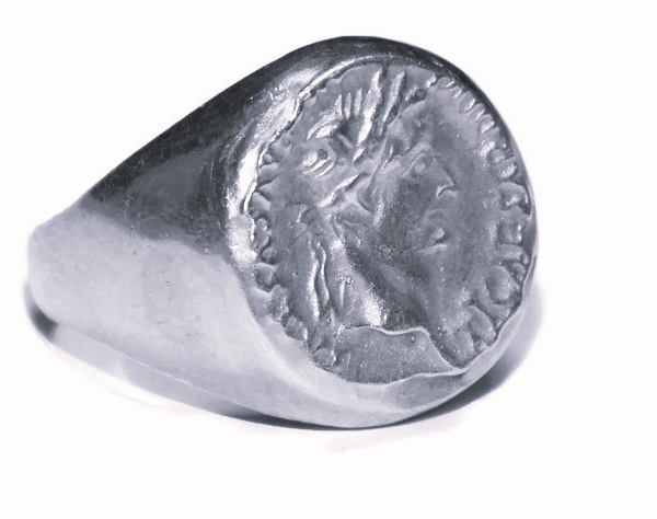 .925 STERLING SILVER JULIUS CAESAR UNISEX RING!!