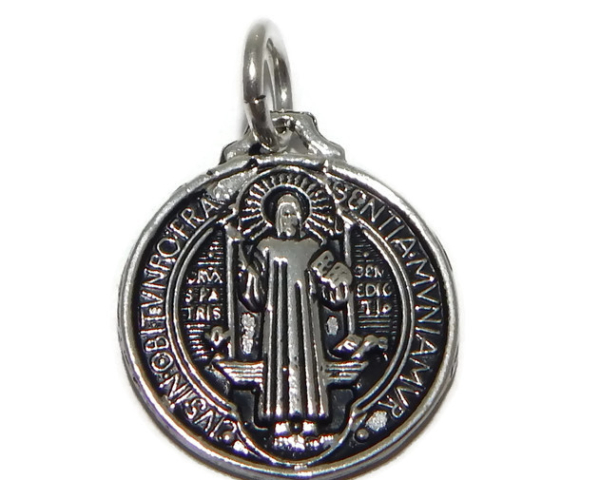 .925 STERLING SILVER SAINT BENEDICT MEDAL (SAN BENITO) PENDANT!!