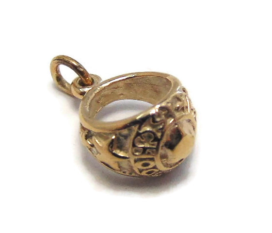 Graduation Ring Charm Pendant Yellow Gold!!