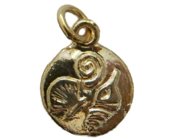 14k Yellow Gold Sand Dollar pendant charm