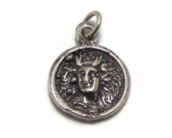 Coin (Flaying Lion & Greek Lion). .925 Sterling Silver.