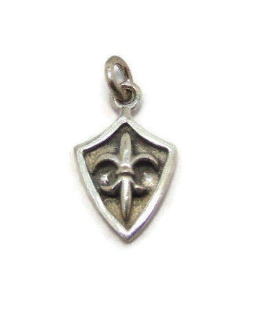 Celtic Shield Pendant .925 Sterling Silver.