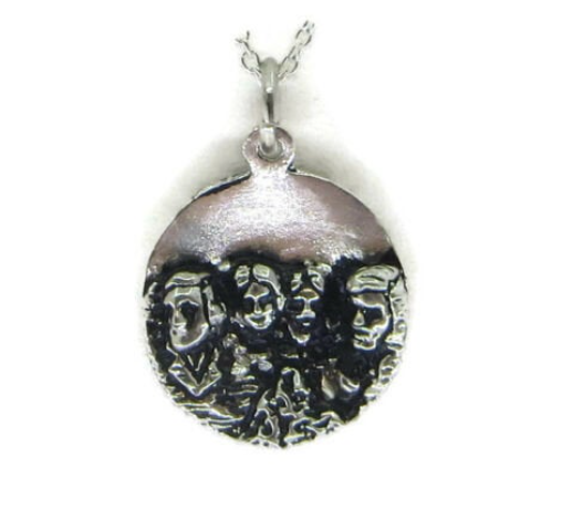 Mount Rushmore Charm Pendant .925 Sterling Silver.