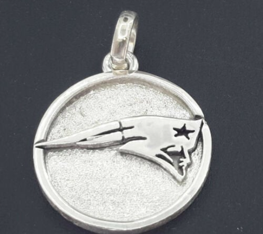 New England Patriots Pendant Football .925 Sterling Silver.