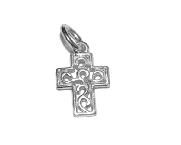 Small Cross .925 Sterling Silver pendant