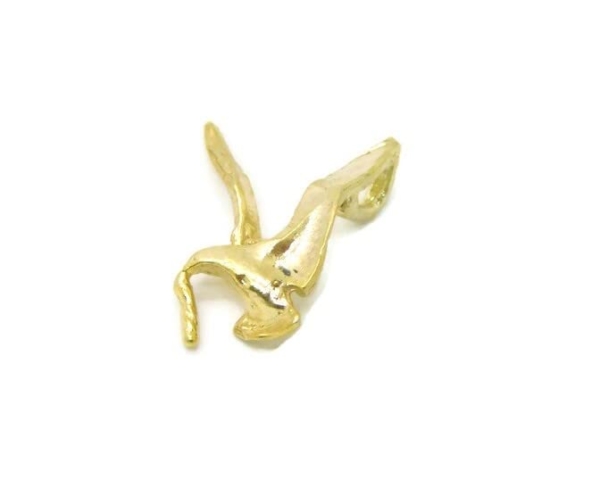14k Yellow Gold Dove with Olive Branch