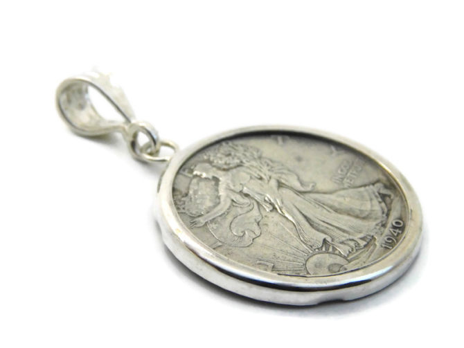 Half Dollar walking Liberty 1930’s- 1940’s coin on .925 Sterling Silver Charm Bezel - Image 3