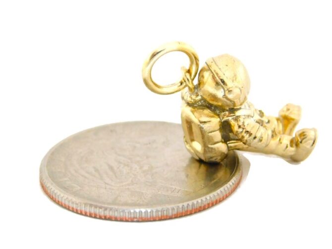 3-D Astronaut Charm Pendant 14k Yellow Gold - Image 2