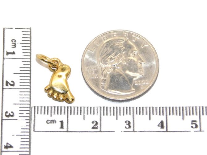 14K Foot Yellow Gold Pendant Charm - Image 2