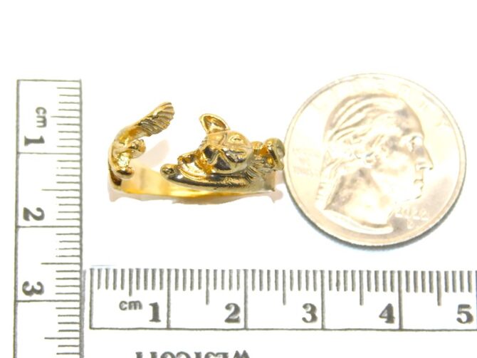 14K Stretching Cat Yellow Gold Pendant Charm - Image 2