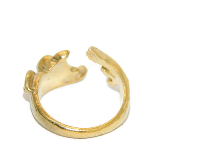 14K Stretching Cat Yellow Gold Pendant Charm - Image 3