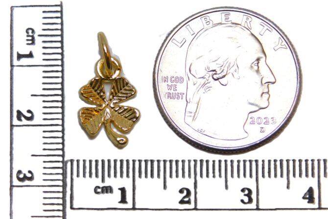 3D Clover #2 Yellow Gold Pendant Charm - Image 2